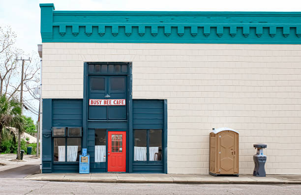 Best Portable restroom trailer rental  in Jeffersonville, KY