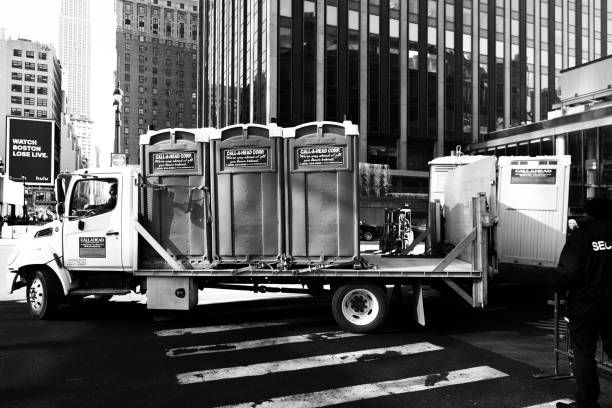 Best Construction site porta potty rental  in Jeffersonville, KY